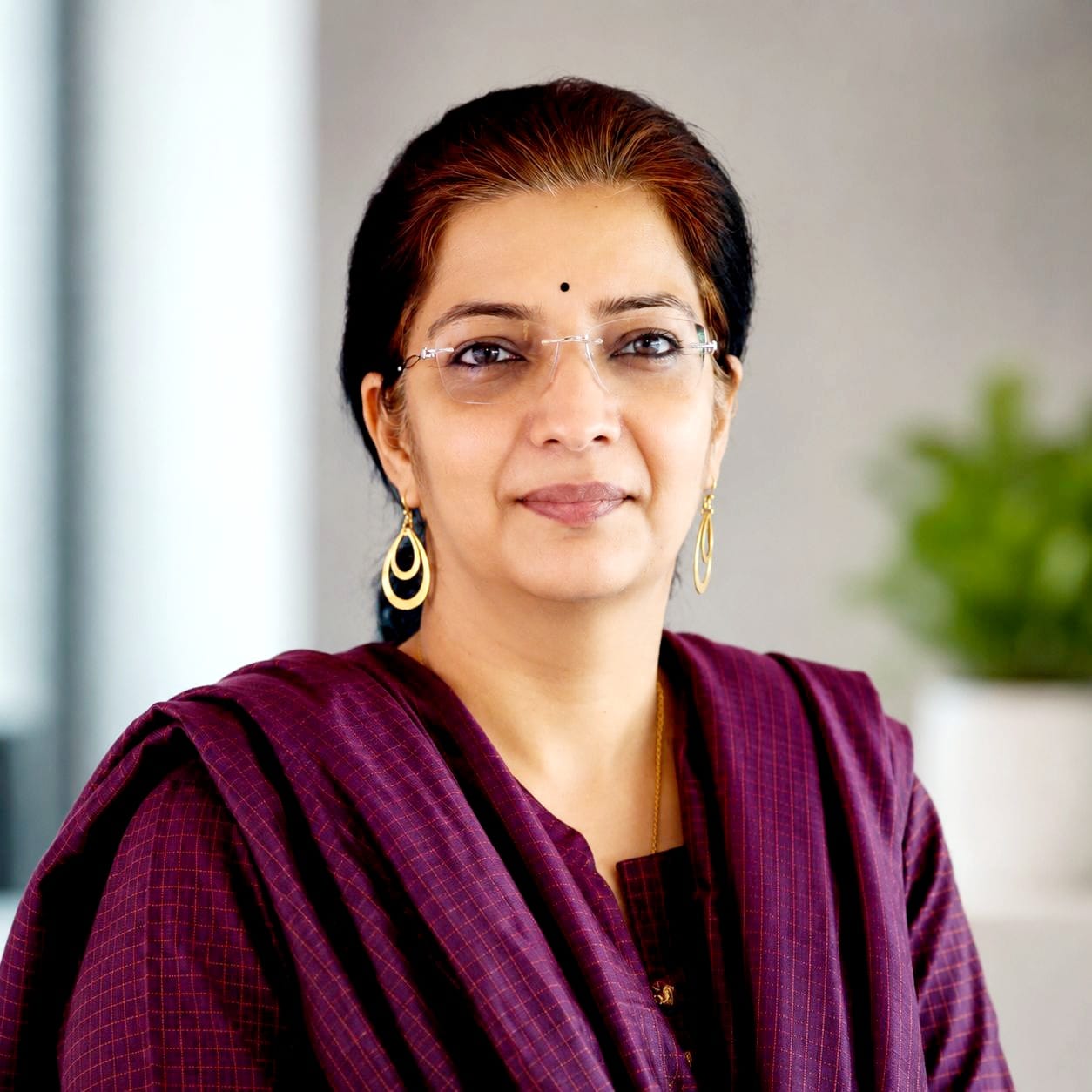 Ms. Isha Singh